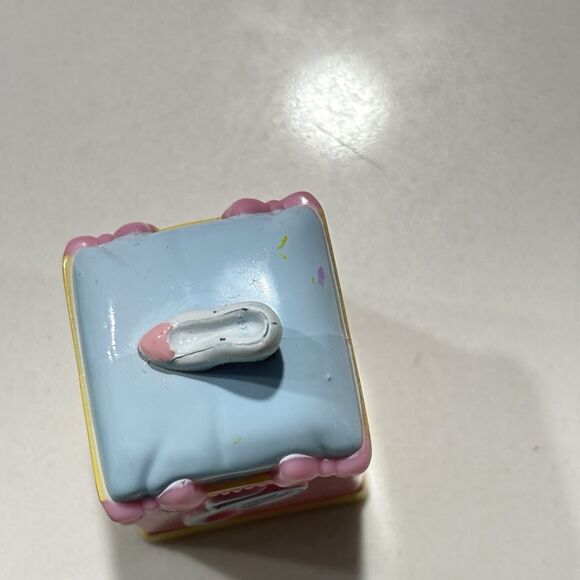 Mega Bloks RARE Disney Prince Charming and Cinderella Castle Set Building Blocks - Picture 11 of 16